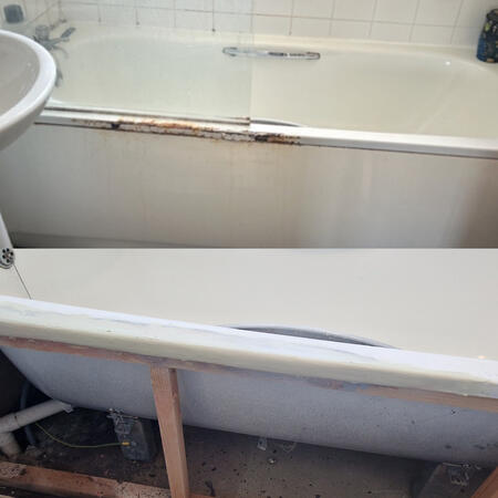 before and after of a steel bath with rust damage, we repaired the enamel and looks like new this was carried out in Portsmouth
